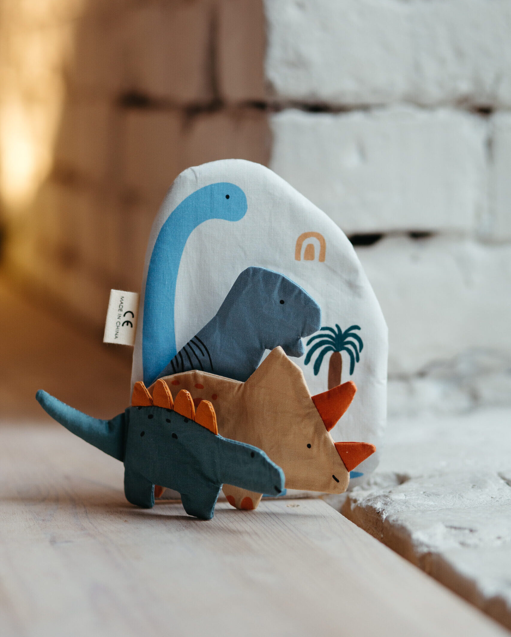 Textil babakönyv-dinoszauruszok